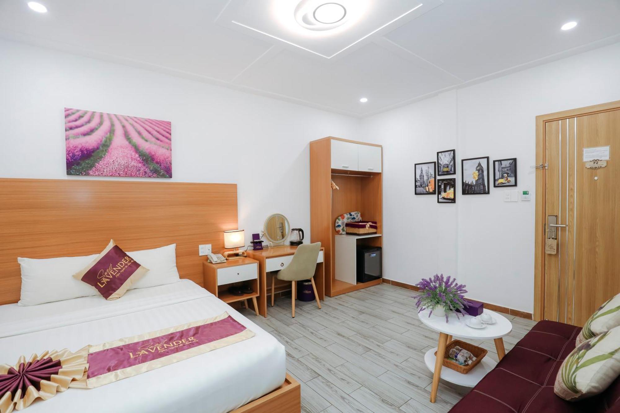 Sweet Lavender & Mini Hotel